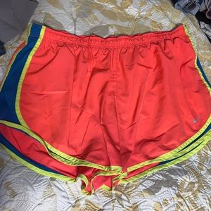 3 pairs of 2x Nike Dri Fit shorts.